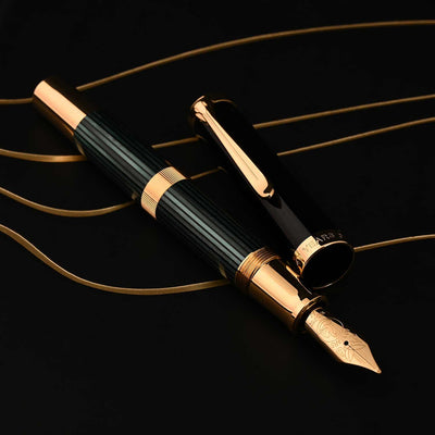Pelikan 40 Years of Souveran M800 Fountain Pen Black Green (Limited Edition) 12