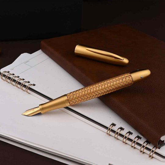 Porsche Design Tecflex Fountain Pen, Gold - 18K Gold Nib