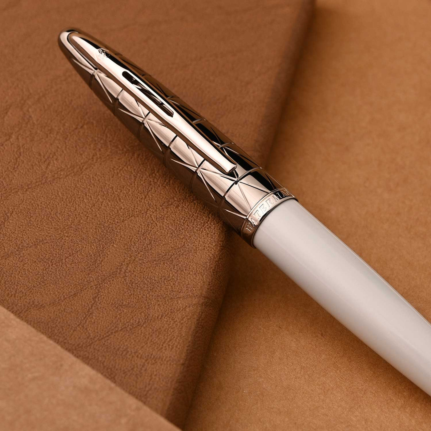 Waterman Carene Ball Pen - Contemporary White & Gunmetal 7